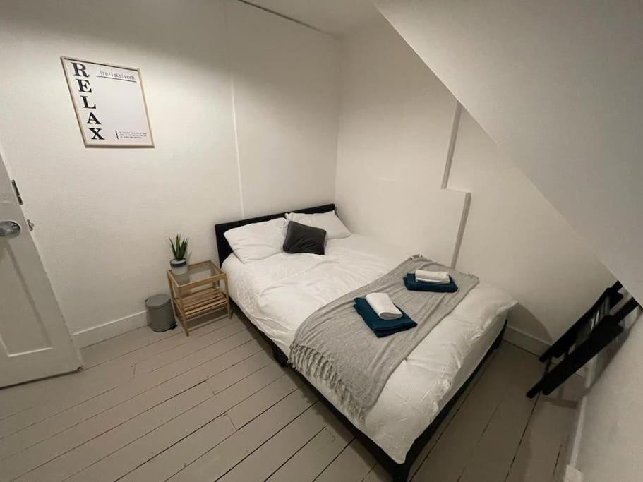 Spacious 2 Bedroom On Tower Bridge London Ngoại thất bức ảnh